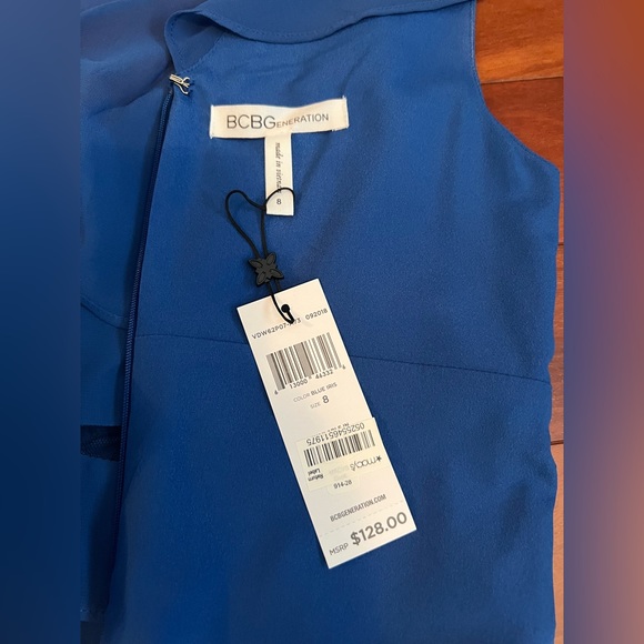 BCBGeneration, Blue with black lace dress, size 8 - Picture 10 of 10